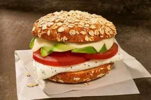 Garden Avo & Egg White Sandwich 1 Garden-Avo-Egg-White-Sandwich-300x200